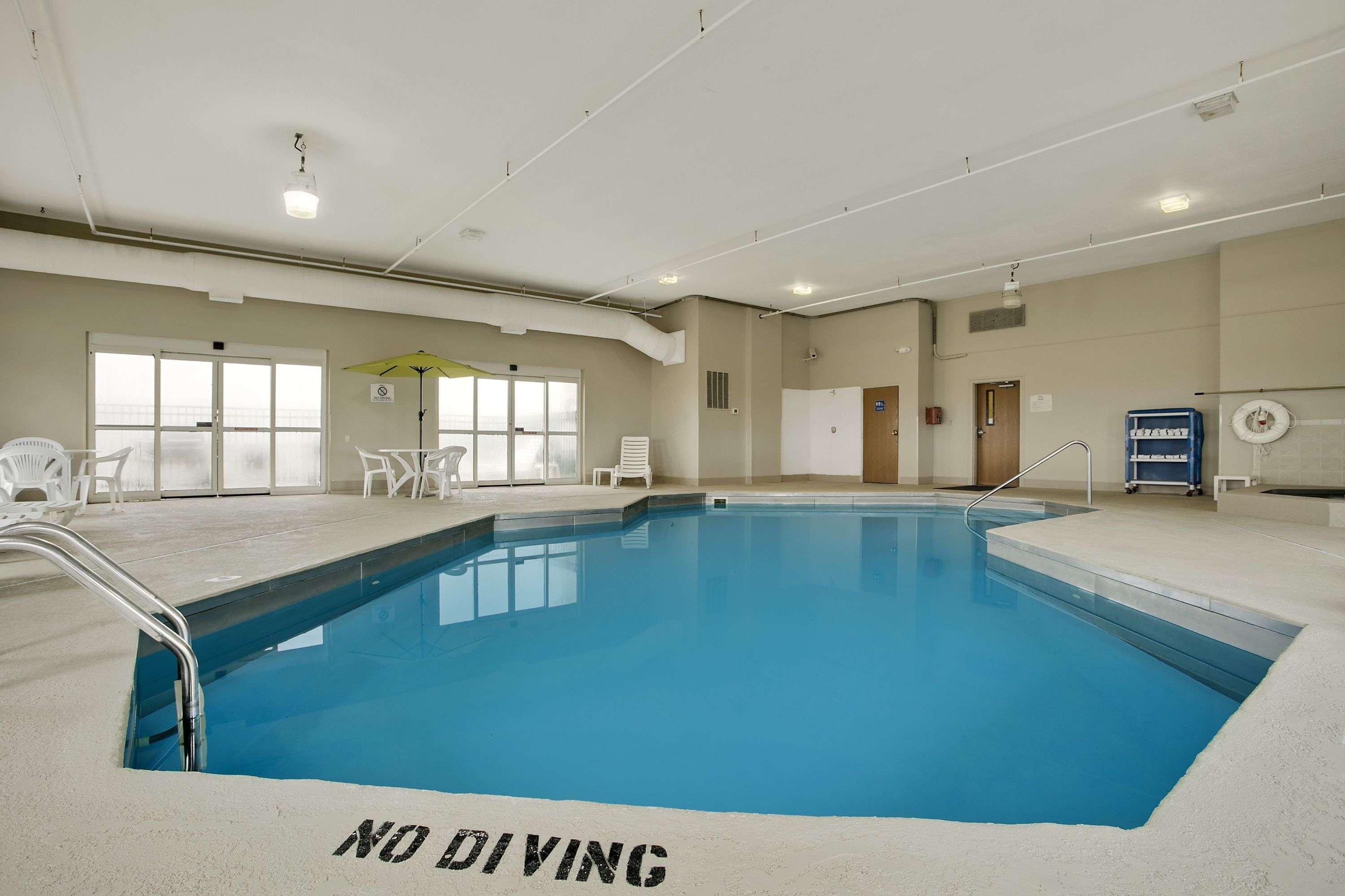 Baymont By Wyndham Evansville North/Haubstadt Warrenton Екстериор снимка