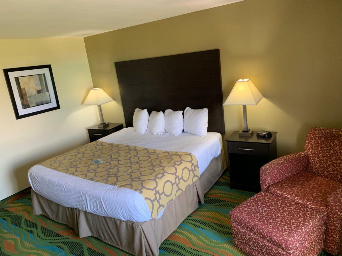 Baymont By Wyndham Evansville North/Haubstadt Warrenton Екстериор снимка